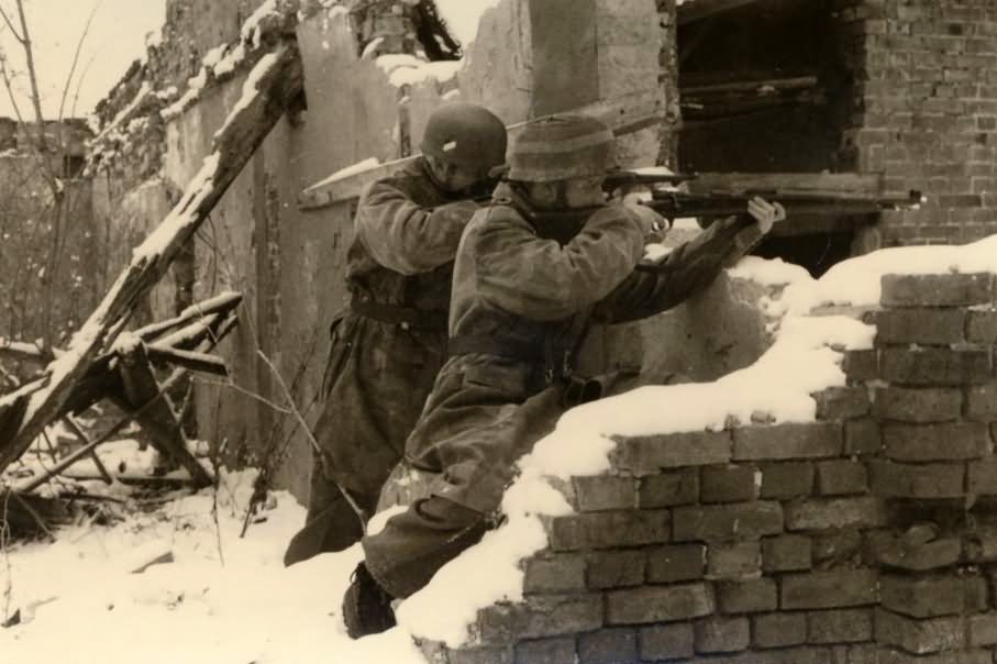 Fallschirmjager German Paratroopers WW II Archive The Wehrmacht: A Military History of Tactics, Endurance, and Collapse (1939–1945)